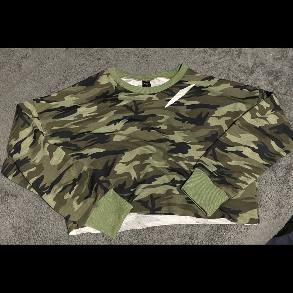 A camo cropped long sleeve